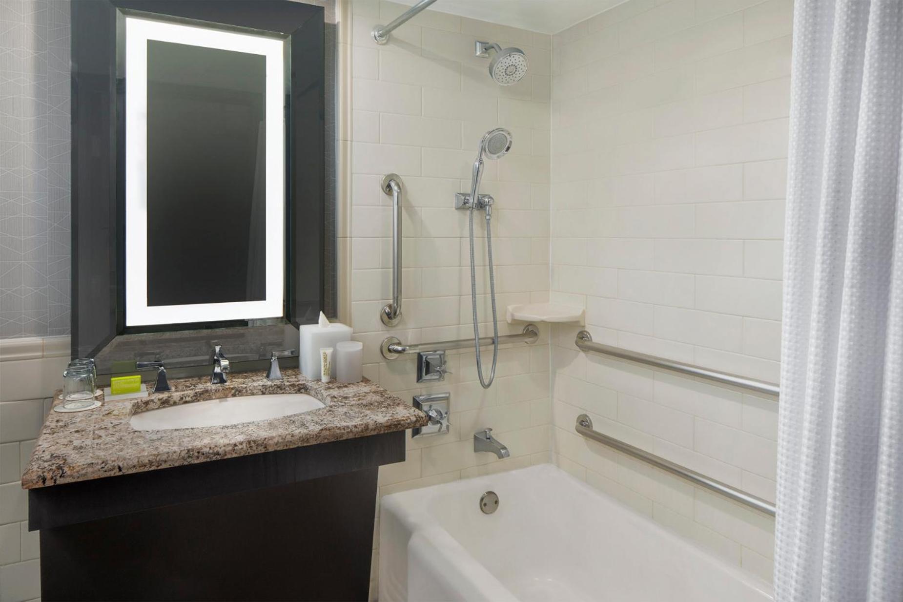 Classic King Room Hearing Accessible