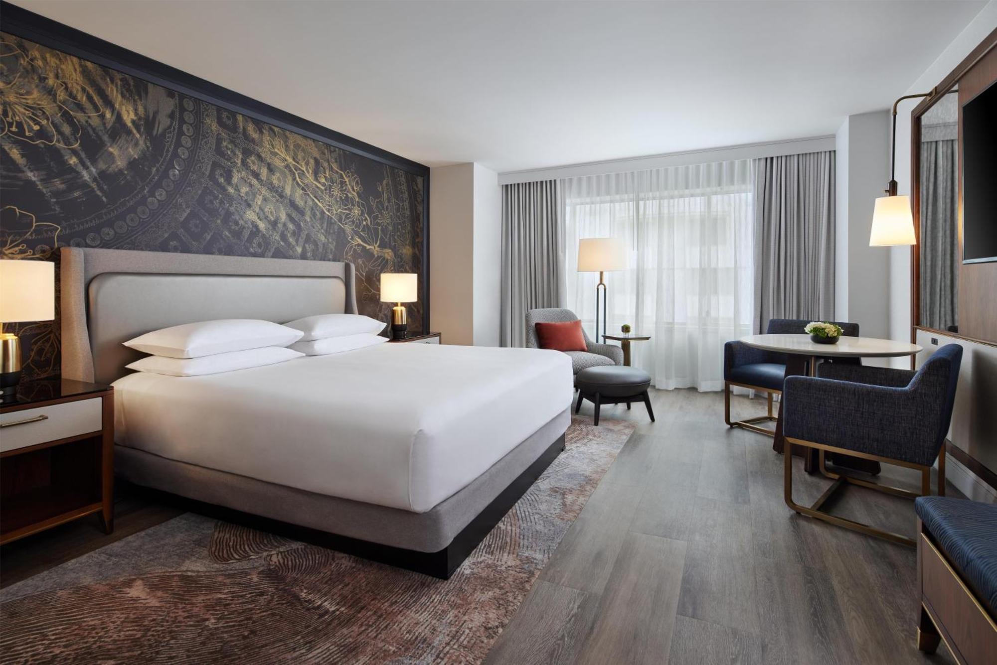 King Room Atrium View