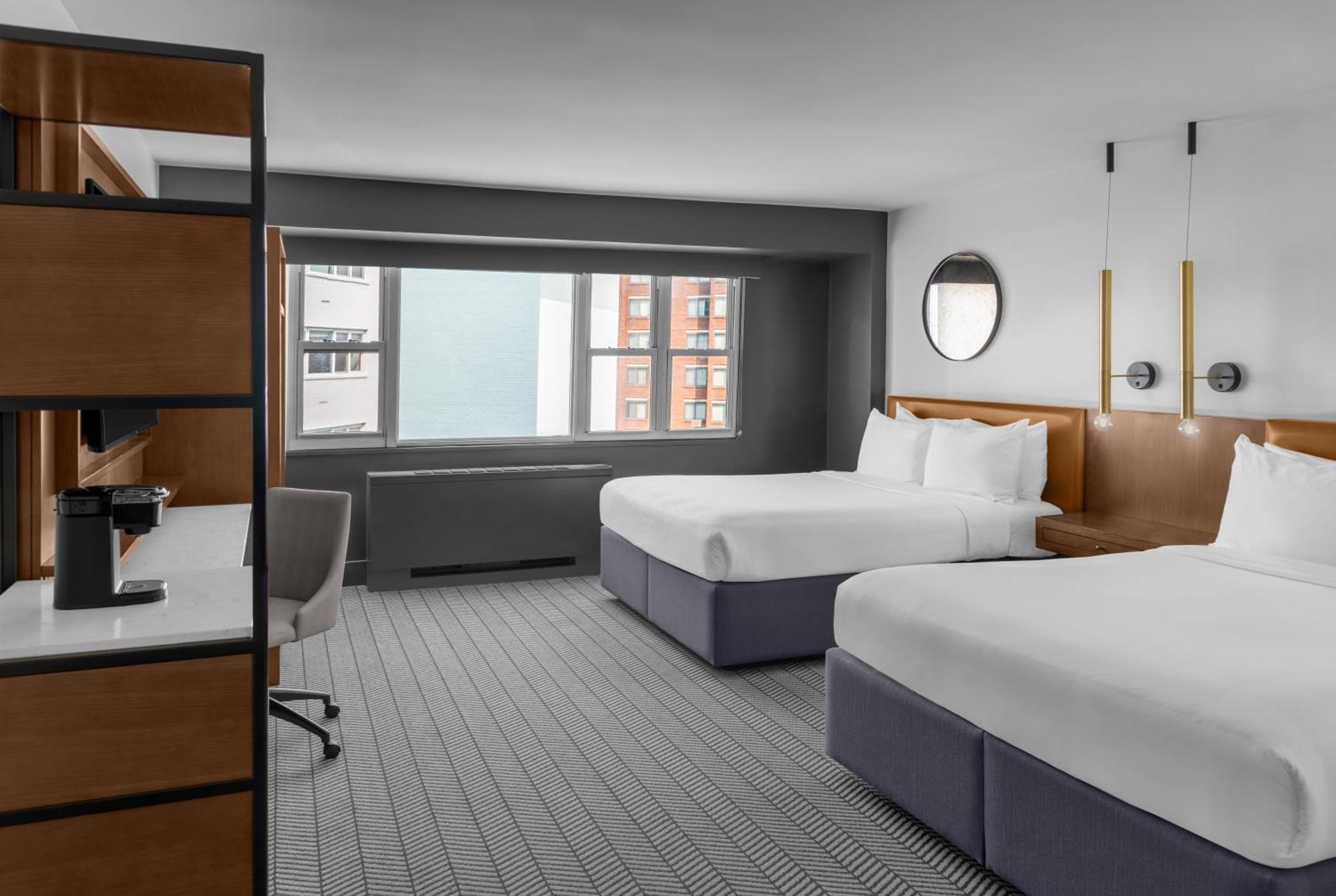 Deluxe Queen Room Two Queen Beds City View
