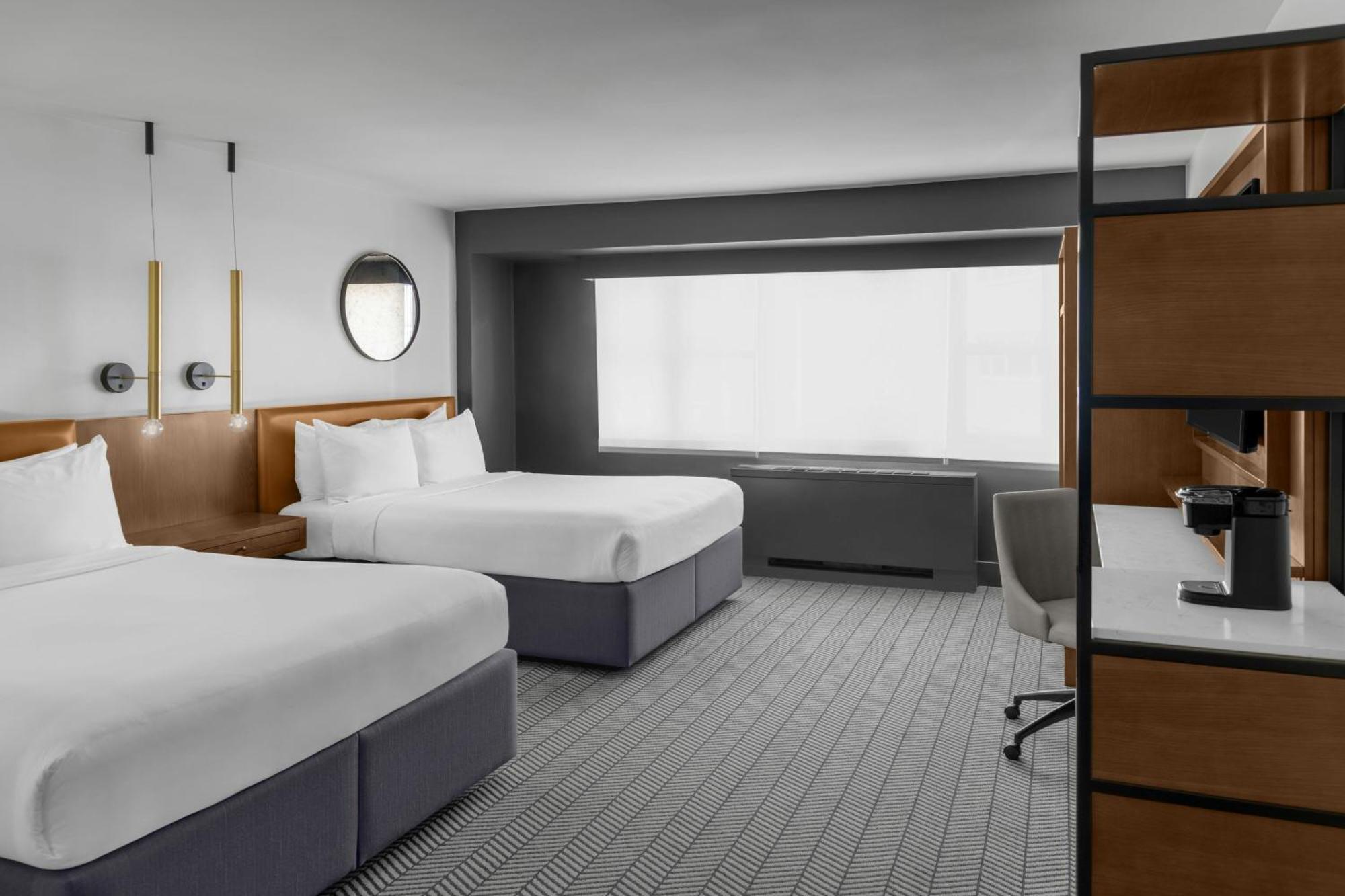 Deluxe Queen Room Two Queen Beds City View