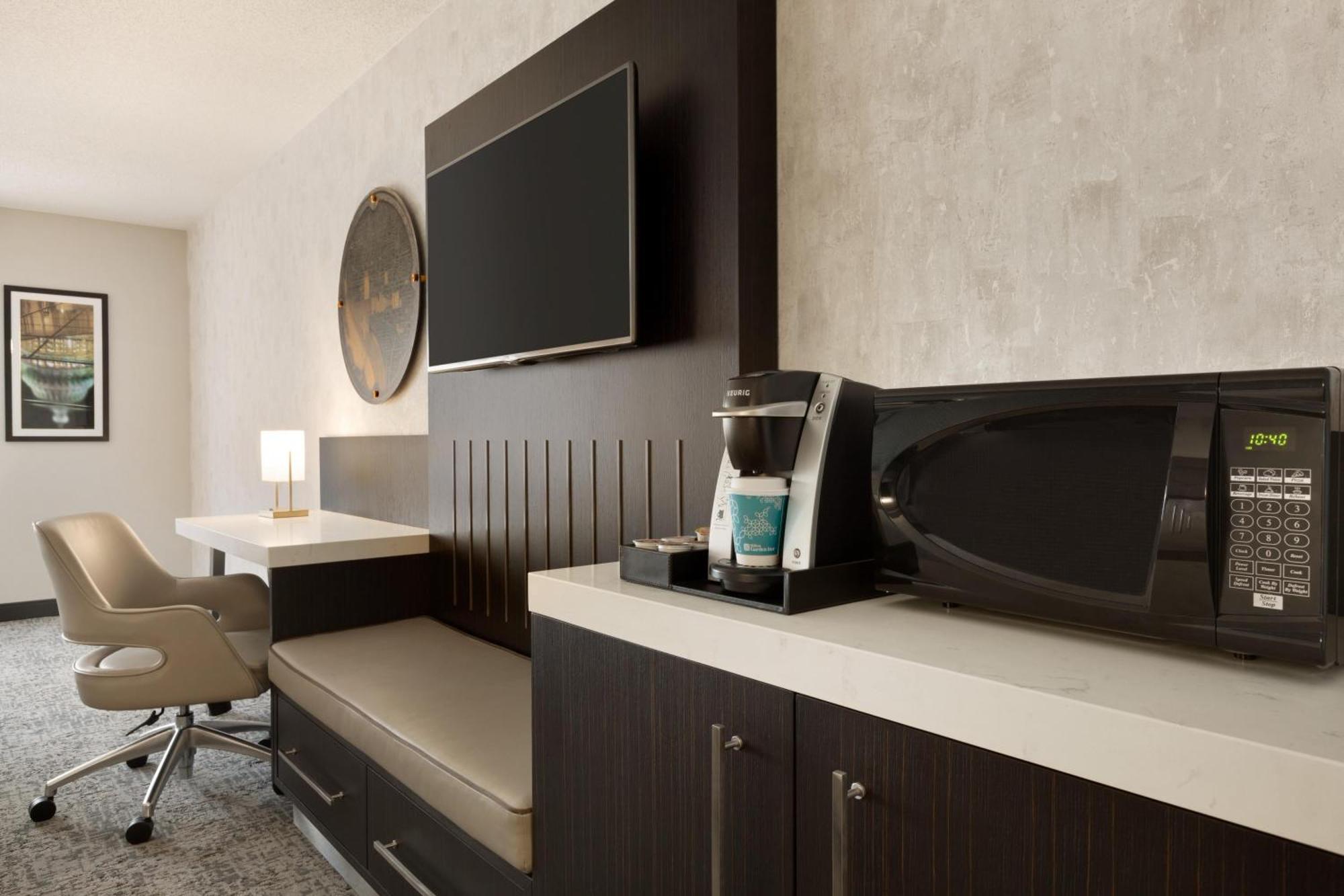 Queen Room City View High Floor