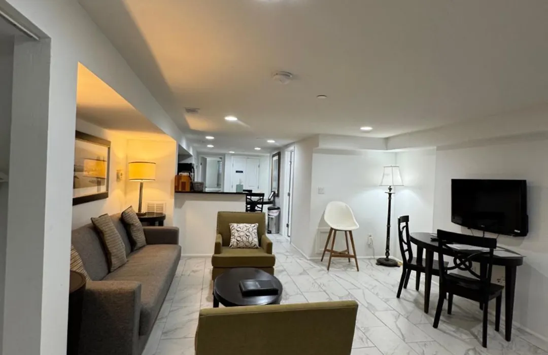 Lovely Remodeled 2Bdrm Basement Home-1