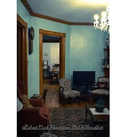 Ledroit Park Renaissance B&B-2