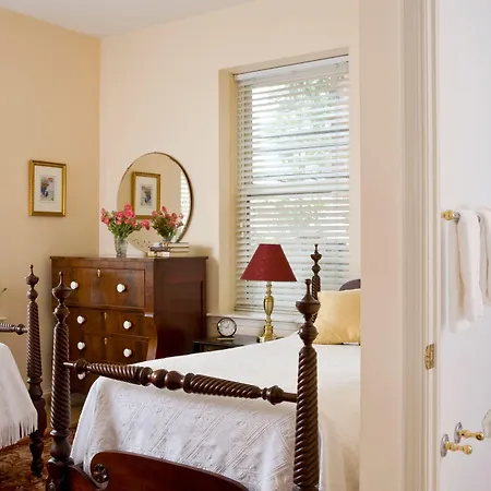 Woodley Park Guest House-3