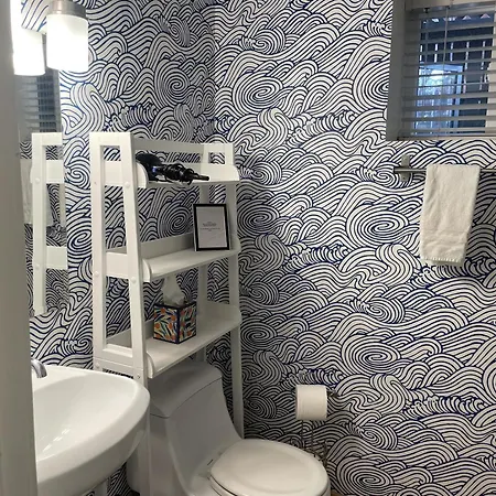 Charming 2Bd1Ba In Hip Area - Near Metro-3