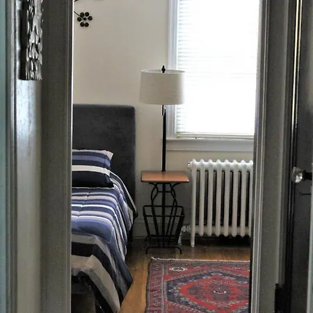Master Bedroom-Private Bath, Washington Dc-3