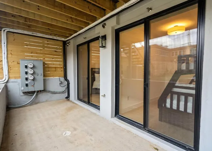 Capitol View 3 Dc Penthouse With Rooftop View Free Parking And Wifi Wifi