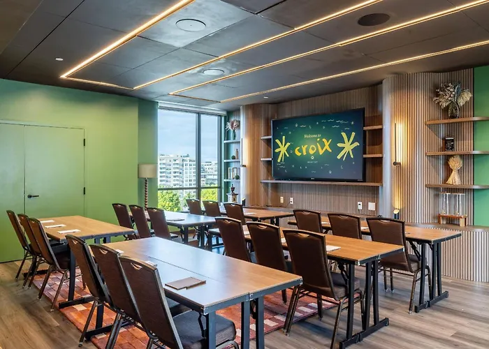 Cambria Hotel Washington Dc Navy Yard Riverfront