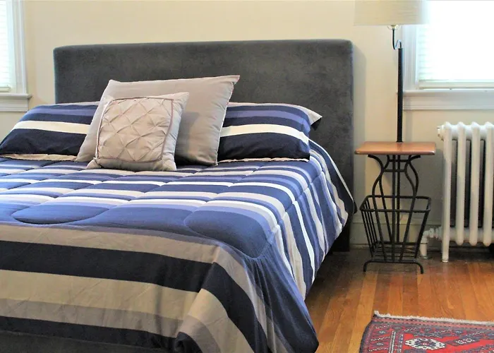 Master Bedroom-Private Bath, Washington Dc, USA